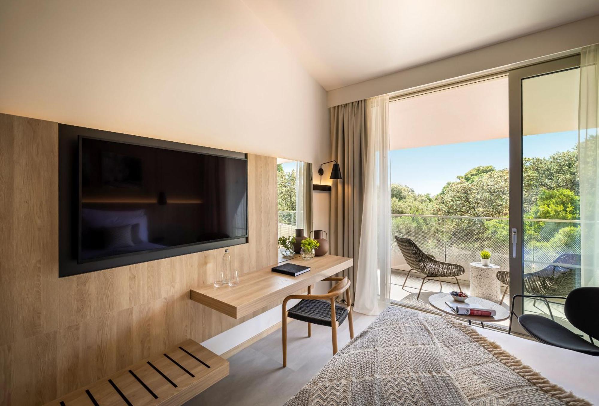 Valamar Tirena Hotell 4*